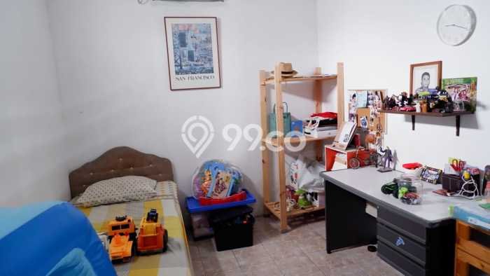 Jual Rumah Bagus Siap Huni LB 250m2 di Ciledug, Tangerang Jual Rumah Bagus Siap Huni LB 250m2 di Ciledug, Tangerang