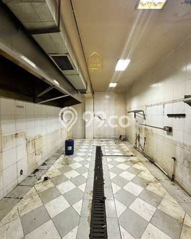 Ruko di Kemang, Luas 1800m², Posisi Jalan Utama Ruko di Kemang, Luas 1800m², Posisi Jalan Utama