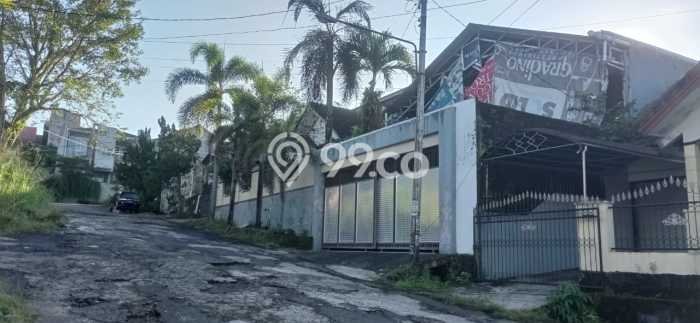 Dijual Cepat Rumah Bagus Siap Huni LB 300m2 di Mapanget, Manado Dijual Cepat Rumah Bagus Siap Huni LB 300m2 di Mapanget, Manado