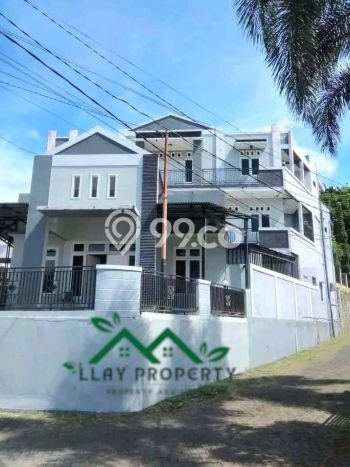 HOT PROPERTY! Rumah Strategis di Tikala, Luas 255m2m² Bangunan 430m2m² HOT PROPERTY! Rumah Strategis di Tikala, Luas 255m2m² Bangunan 430m2m²
