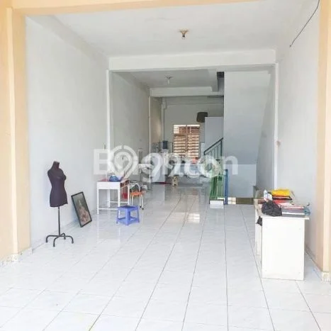 Rumah Modern Cantik 0 Kamar Siap Huni di Medan Maimun Rumah Modern Cantik 0 Kamar Siap Huni di Medan Maimun