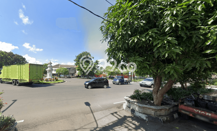 LOKASI STRATEGIS! Komersial di Sidoharjo, Luas 193m2m², Pusat Komersial, Mainroad LOKASI STRATEGIS! Komersial di Sidoharjo, Luas 193m2m², Pusat Komersial, Mainroad
