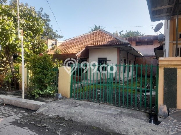 Rumah Idaman Modern! Rumah 2 Lantai di Semarang Barat, Semarang, LT 620m2m² LB 250m2m² Rumah Idaman Modern! Rumah 2 Lantai di Semarang Barat, Semarang, LT 620m2m² LB 250m2m²