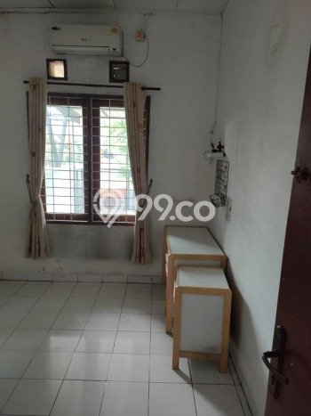 Rumah Minimalis 4 Kamar LT 160m2 di Taman Royal Rumah Minimalis 4 Kamar LT 160m2 di Taman Royal