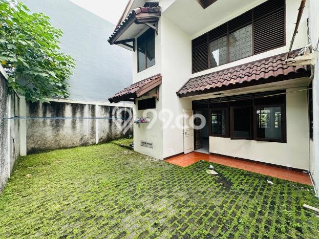 Rumah Disewakan Tangerang LT 240m2 LB 240m2 Area Modernland Rumah Disewakan Tangerang LT 240m2 LB 240m2 Area Modernland