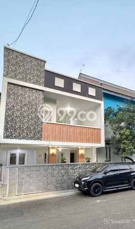 Rumah Elit Modern Siap Huni di Taman Royal Tangerang Rumah Elit Modern Siap Huni di Taman Royal Tangerang