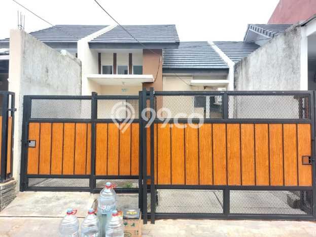 For Sale Rumah 2 Kamar Lokasi Ideal Nyaman dan Strategis di Cipondoh For Sale Rumah 2 Kamar Lokasi Ideal Nyaman dan Strategis di Cipondoh