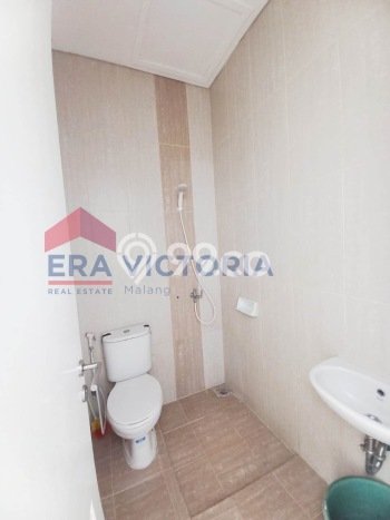 Rumah 2 KT 1 KM di Area Premium Kedungkandang, Malang Rumah 2 KT 1 KM di Area Premium Kedungkandang, Malang