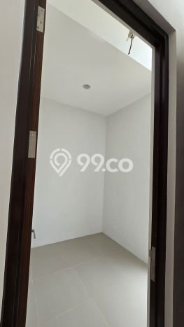 Rumah Modern Cantik 2 KT Bisa Langsung Pindah di Serpong Rumah Modern Cantik 2 KT Bisa Langsung Pindah di Serpong