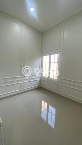 For Sale Hunian Rumah Nyaman 3 Kamar di BSD, Tangerang For Sale Hunian Rumah Nyaman 3 Kamar di BSD, Tangerang