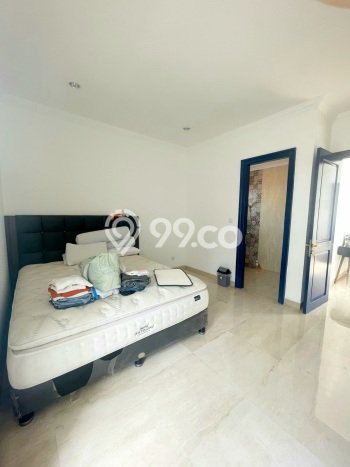 Dijual Rumah Luas Megah Dengan View Eksklusif di Gading Serpong, Tangerang Dijual Rumah Luas Megah Dengan View Eksklusif di Gading Serpong, Tangerang