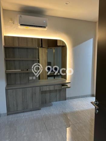 Disewakan! Rumah 4 Kamar Tidur &
4 Kamar Mandi di BSD, Tangerang Disewakan! Rumah 4 Kamar Tidur &
4 Kamar Mandi di BSD, Tangerang