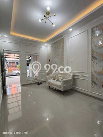 Dijual Hunian Rumah Terawat 3 KT di BSD, Tangerang Dijual Hunian Rumah Terawat 3 KT di BSD, Tangerang