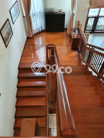 Rumah Elit LB 408m2 Siap Huni Desain Elegan di BSD, Tangerang Rumah Elit LB 408m2 Siap Huni Desain Elegan di BSD, Tangerang