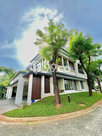 For Sale! Premium House LT 247m2 Desain Elegan di BSD For Sale! Premium House LT 247m2 Desain Elegan di BSD