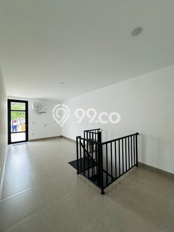 Rumah Luxury Modern Tanpa Renovasi di Alam Sutera Tangerang Rumah Luxury Modern Tanpa Renovasi di Alam Sutera Tangerang
