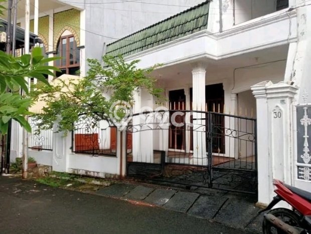 Rumah Mewah Siap Huni LT 157m2 di Tebet, Jakarta Selatan Rumah Mewah Siap Huni LT 157m2 di Tebet, Jakarta Selatan