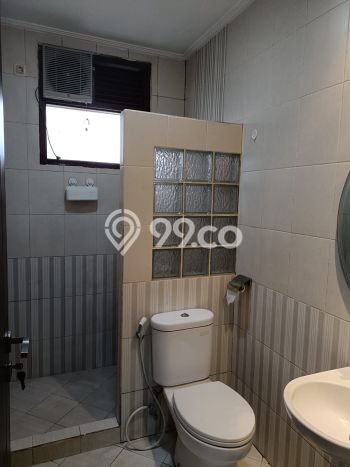 Rumah Strategis Modern Lb 135m2 di Jagakarsa, Jakarta Selatan Rumah Strategis Modern Lb 135m2 di Jagakarsa, Jakarta Selatan