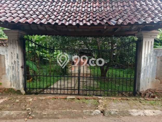 Jarang Ada! Tanah di Jagakarsa Punya Luas 2700m2 SHM Jarang Ada! Tanah di Jagakarsa Punya Luas 2700m2 SHM