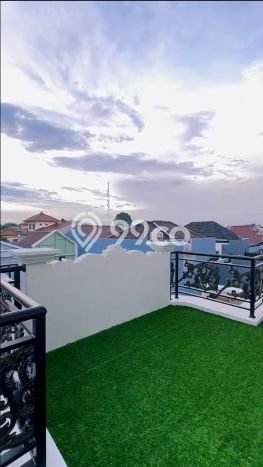 Rumah Strategis Minimalis Lb 180m2 di Jagakarsa, Jakarta Selatan Rumah Strategis Minimalis Lb 180m2 di Jagakarsa, Jakarta Selatan