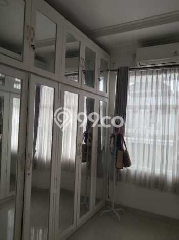 Siap Huni Hunian Elit 3 Kamar di Cilandak Dekat ke Mana Pun Siap Huni Hunian Elit 3 Kamar di Cilandak Dekat ke Mana Pun