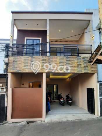 Dijual Hunian Rumah Terawat 3 KT di Pejaten, Jakarta Selatan Dijual Hunian Rumah Terawat 3 KT di Pejaten, Jakarta Selatan