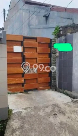 Dijual Kost di Ciputat Timur, Tangerang Selatan, 28 KT, 26 KM, Luas 300m2 Dijual Kost di Ciputat Timur, Tangerang Selatan, 28 KT, 26 KM, Luas 300m2