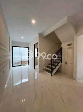 For Sale Rumah 3 Kamar Lokasi Ideal Bagus dan Strategis di Jagakarsa For Sale Rumah 3 Kamar Lokasi Ideal Bagus dan Strategis di Jagakarsa