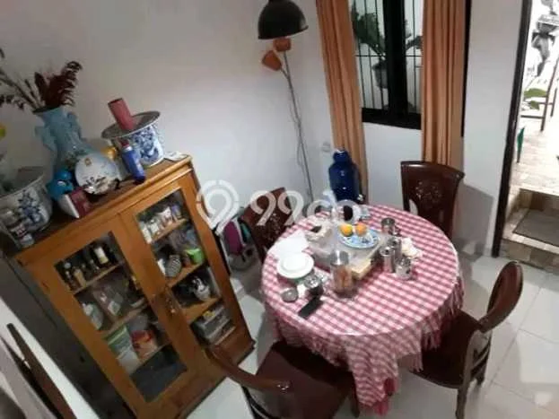 Dijual Rumah Strategis Bagus Punya 4 KT di Tebet Jakarta Selatan SHM Dijual Rumah Strategis Bagus Punya 4 KT di Tebet Jakarta Selatan SHM