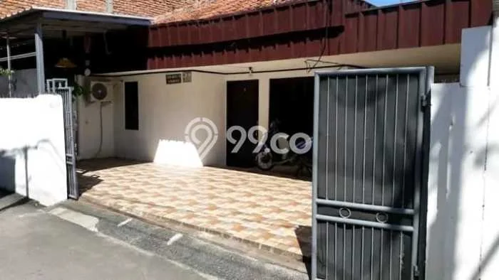 Dijual Rumah Strategis Bagus Punya 4 KT di Tebet Jakarta Selatan SHM Dijual Rumah Strategis Bagus Punya 4 KT di Tebet Jakarta Selatan SHM