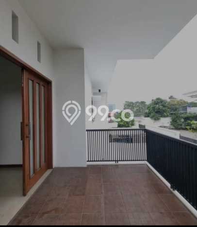 Rumah Luxury Modern Tanpa Renovasi di Ragunan Jakarta Selatan Rumah Luxury Modern Tanpa Renovasi di Ragunan Jakarta Selatan