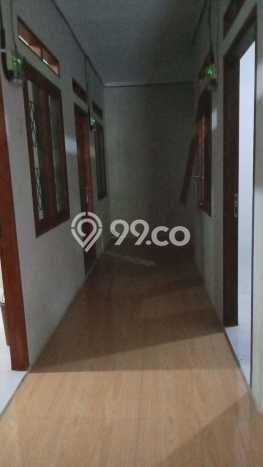 Unit Kost Dijual di Jagakarsa dengan 18 Kamar Tidur & Luas Bangunan 300m2 Unit Kost Dijual di Jagakarsa dengan 18 Kamar Tidur & Luas Bangunan 300m2
