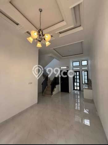 Dijual Cepat Rumah Bagus Siap Huni LB 130m2 di Jagakarsa, Jakarta Selatan Dijual Cepat Rumah Bagus Siap Huni LB 130m2 di Jagakarsa, Jakarta Selatan