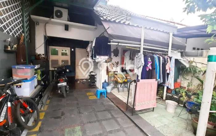 Rumah Modern 2 Kamar LT 100m2 di Lenteng Agung Rumah Modern 2 Kamar LT 100m2 di Lenteng Agung