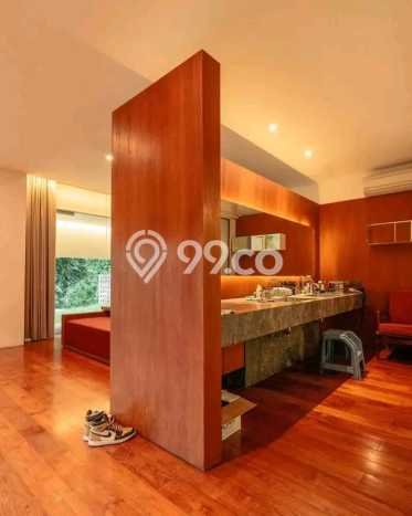 Rumah Elit Modern Siap Huni di Jati Padang Jakarta Selatan Rumah Elit Modern Siap Huni di Jati Padang Jakarta Selatan