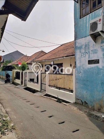 Jarang Ada! Tanah di Cinere Punya Luas 235m2 SHM Jarang Ada! Tanah di Cinere Punya Luas 235m2 SHM