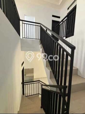 Dijual Cepat Rumah Bagus Siap Huni LB 130m2 di Jagakarsa, Jakarta Selatan Dijual Cepat Rumah Bagus Siap Huni LB 130m2 di Jagakarsa, Jakarta Selatan
