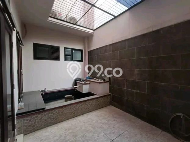 For Sale Rumah 4 Kamar Lokasi Ideal Nyaman dan Strategis di Jagakarsa For Sale Rumah 4 Kamar Lokasi Ideal Nyaman dan Strategis di Jagakarsa