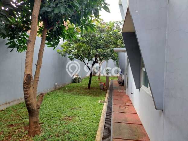 Kantor Dijual di Jakarta Selatan LT 876m2 & LB 689m2 Lokasi Terbaik! Kantor Dijual di Jakarta Selatan LT 876m2 & LB 689m2 Lokasi Terbaik!