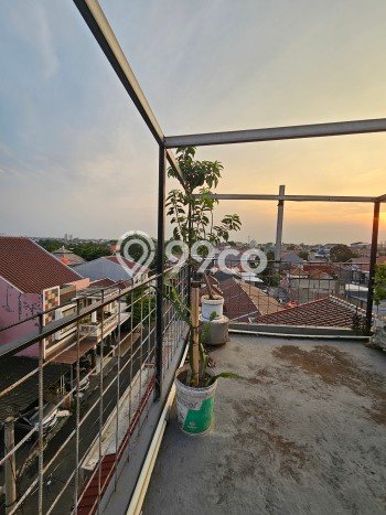 Dijual Hunian Rumah Terawat 4 KT di Tanjung Barat, Jakarta Selatan Dijual Hunian Rumah Terawat 4 KT di Tanjung Barat, Jakarta Selatan