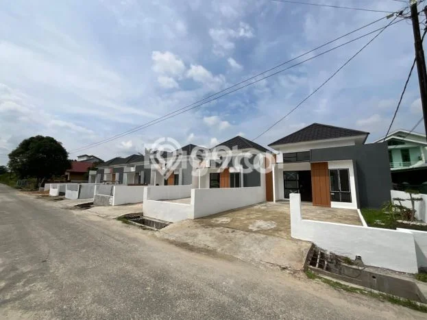DIJUAL CEPAT! Rumah Modern di Payung Sekaki, Pekanbaru, LT 161m2m² LB 70m2m² BISA KPR! DIJUAL CEPAT! Rumah Modern di Payung Sekaki, Pekanbaru, LT 161m2m² LB 70m2m² BISA KPR!