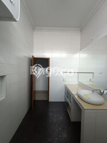 AREA KOMERSIAL! Ruko For Rent Kawasan Payung Sekaki, Luas 213m², Jalan Strategis, Ready Operasi AREA KOMERSIAL! Ruko For Rent Kawasan Payung Sekaki, Luas 213m², Jalan Strategis, Ready Operasi