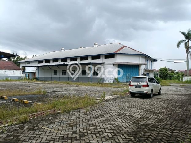 Disewakan Gudang di Marpoyan Damai Pekanbaru LT 4000m2, LB 2000m2 Disewakan Gudang di Marpoyan Damai Pekanbaru LT 4000m2, LB 2000m2