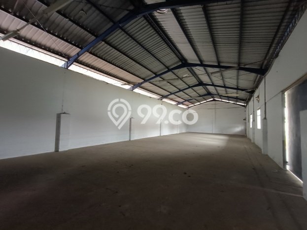 Disewakan Gudang di Marpoyan Damai Pekanbaru LT 4000m2, LB 2000m2 Disewakan Gudang di Marpoyan Damai Pekanbaru LT 4000m2, LB 2000m2