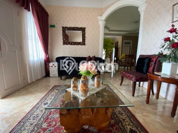 For Sale Rumah 3 Kamar Lokasi Strategis Bagus dan Strategis di Sail For Sale Rumah 3 Kamar Lokasi Strategis Bagus dan Strategis di Sail