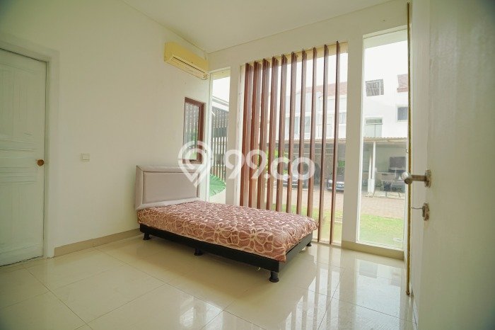 Rumah di Jakarta Garden City, LT 200m², Bangunan 208m² Rumah di Jakarta Garden City, LT 200m², Bangunan 208m²