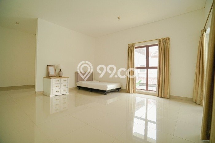 Rumah di Jakarta Garden City, LT 200m², Bangunan 208m² Rumah di Jakarta Garden City, LT 200m², Bangunan 208m²