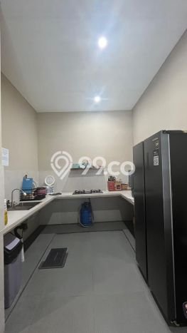 Rumah Kost untuk Dijual di BSD Punya 32 Kamar Rumah Kost untuk Dijual di BSD Punya 32 Kamar