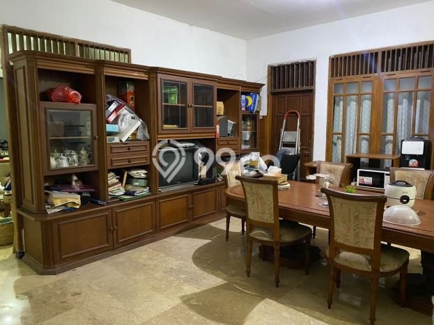 Siap Huni Hunian Elit 3 Kamar di Kebayoran Lama Dekat ke Mana Saja Siap Huni Hunian Elit 3 Kamar di Kebayoran Lama Dekat ke Mana Saja