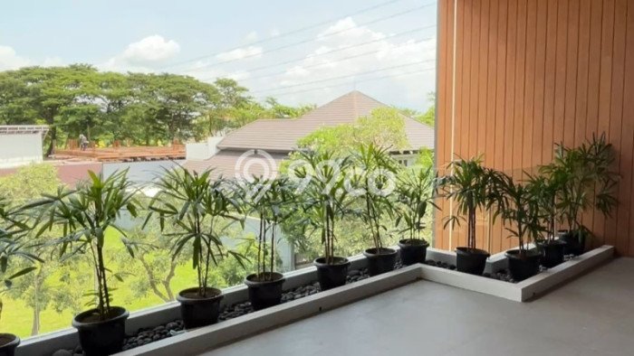 Dijual Rumah Mewah Exclusive di Lakarsantri, Surabaya Dijual Rumah Mewah Exclusive di Lakarsantri, Surabaya